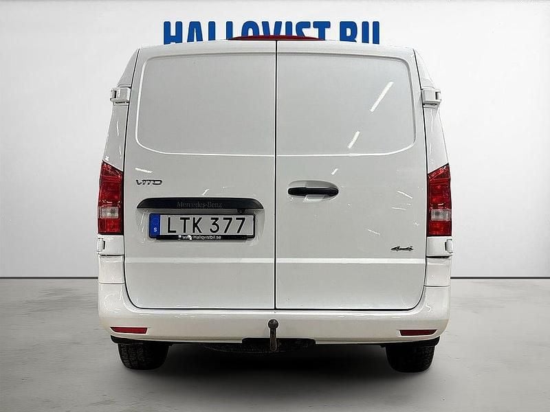 Begagnad Mercedes Vito 2017 Vit Van