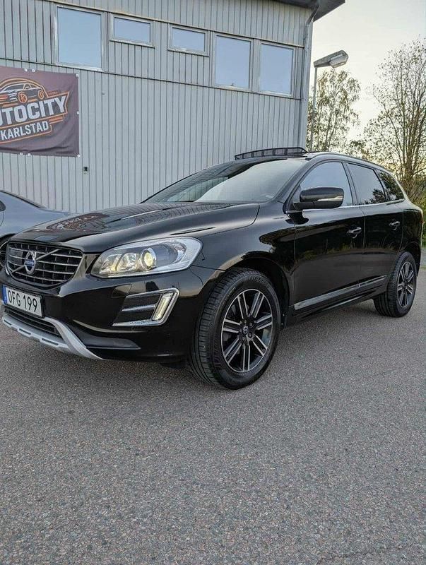 Svart Begagnad 2016 Volvo XC60 Standard SUV | 164 900 kr - Bild 1/4