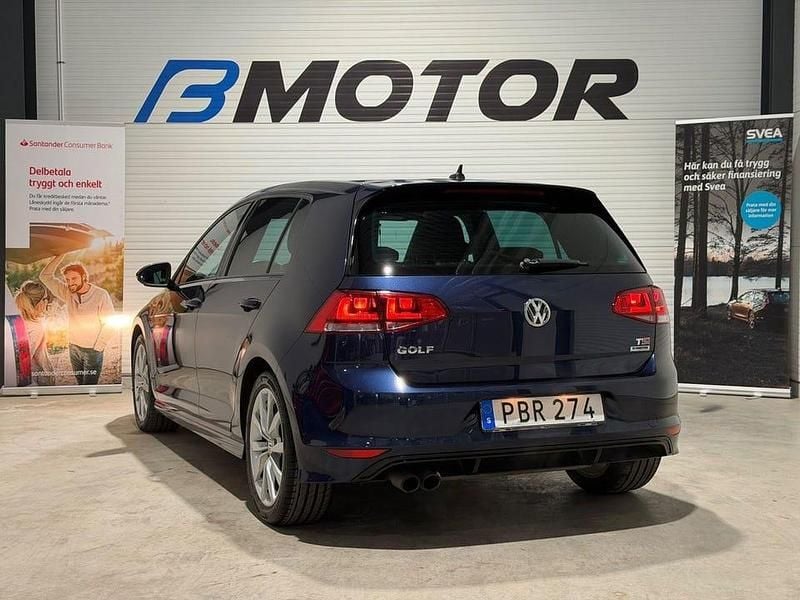 Begagnad VW Golf VII GT 150 HK (110 kW) 2016 Mörkblå Halvkombi