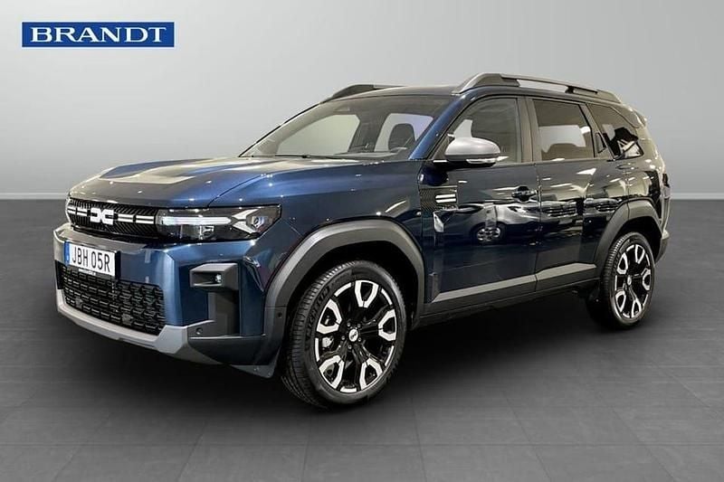 Blå Ny 2025 Dacia Bigster Journey SUV | 359 900 kr (Marknadspris) - Bild 1/4