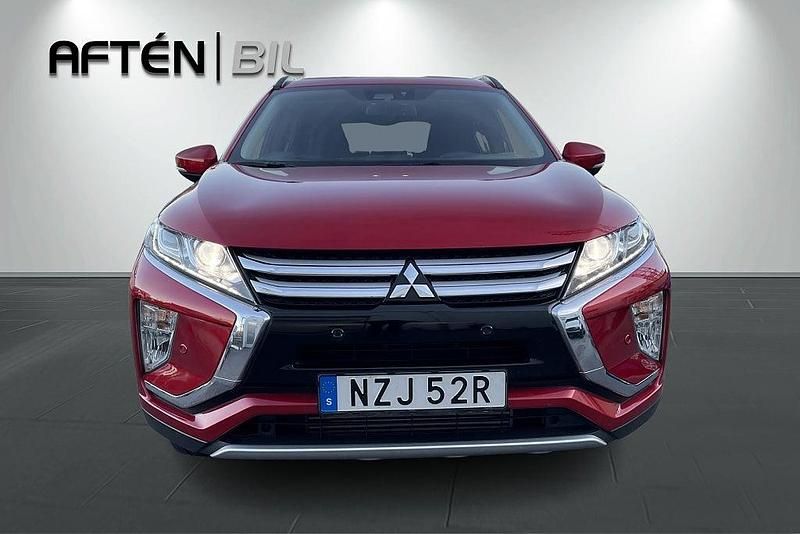 Begagnad Mitsubishi Eclipse Cross Comfort Edition 163 HK (119 kW) 2019 Röd (rödmetallic) SUV