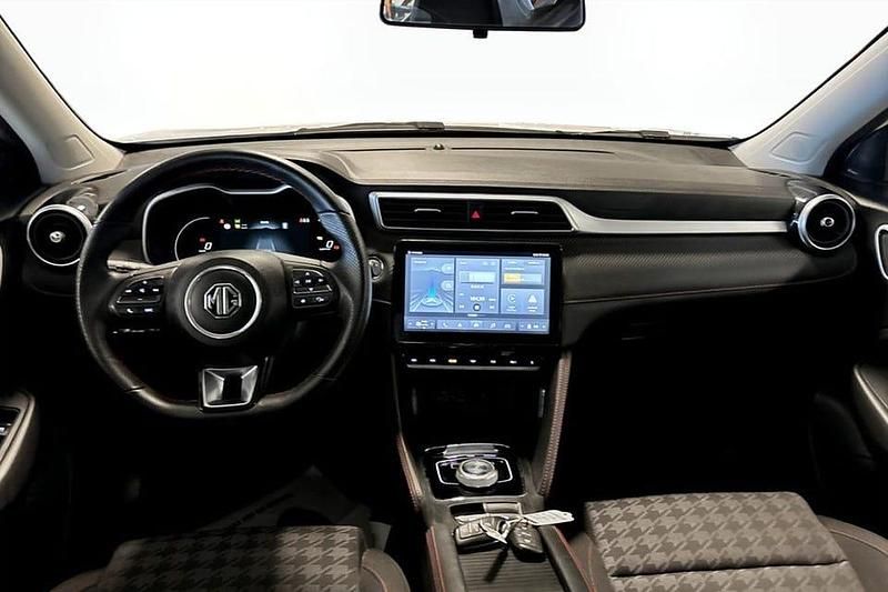 Begagnad MG ZS Luxury 116 kW (158 HK) 2022 Vit SUV