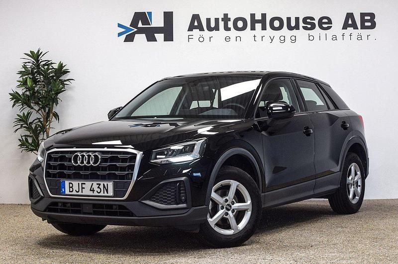 Svart Begagnad 2022 Audi Q2 Proline SUV | 249 000 kr (Marknadspris) - Bild 1/4
