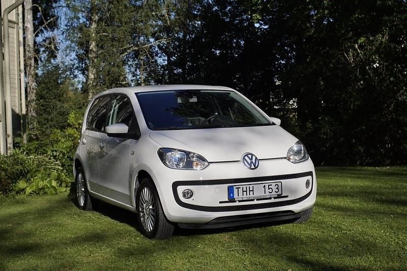 Begagnad VW up! high up! 75 HK (55 kW) 2014 Halvkombi