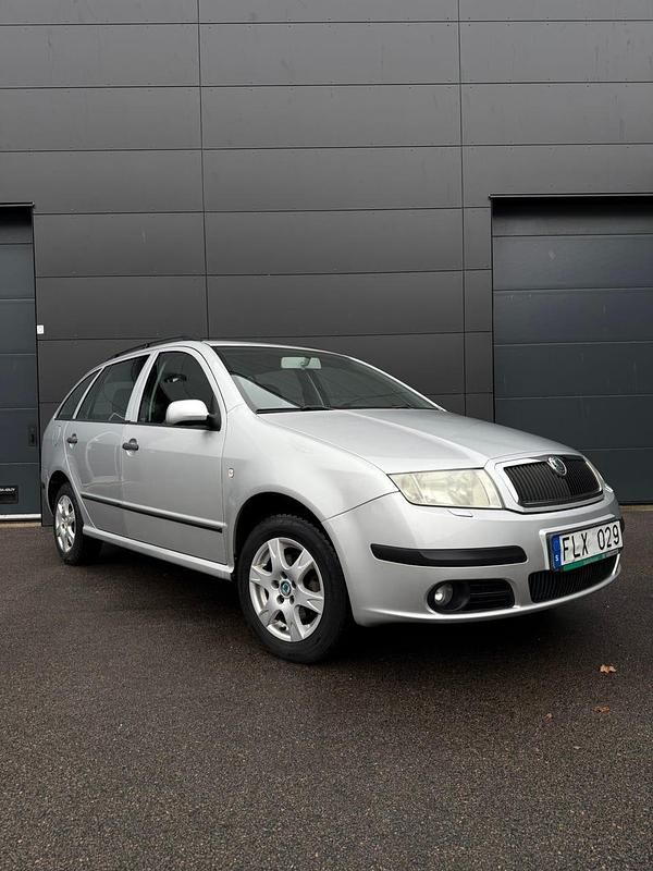 Begagnad 2007 Skoda Fabia Kombi | 37 499 kr (Marknadspris) - Bild 1/4
