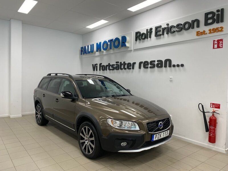 Brun Begagnad 2016 Volvo XC70 Standard SUV | 249 500 kr (Lite dyr) - Bild 1/4