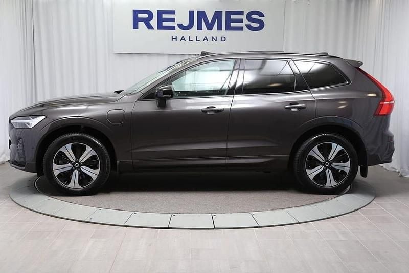 Begagnad Volvo XC60 Plus 355 HK (261 kW) 2025 Grå SUV