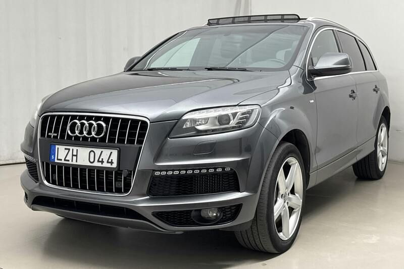 Grå Begagnad 2012 Audi Q7 Proline SUV | 140 000 kr - Bild 1/4