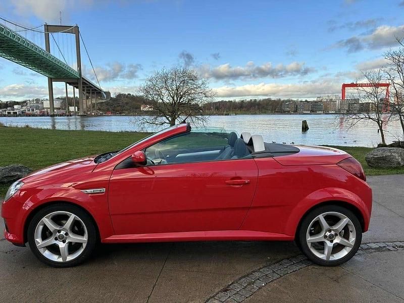 Begagnad 2005 Opel Tigra Cab | 28 000 kr (Marknadspris) - Bild 1/4