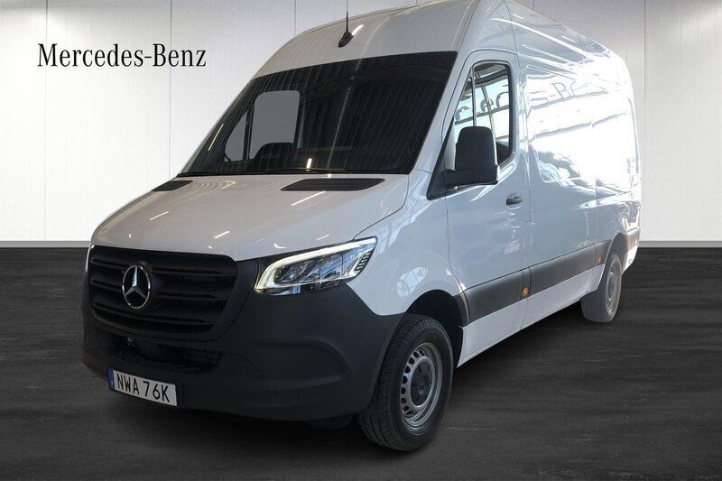 Vit Ny 2025 Mercedes Sprinter Van | 611 250 kr (Superpris) - Bild 1/4