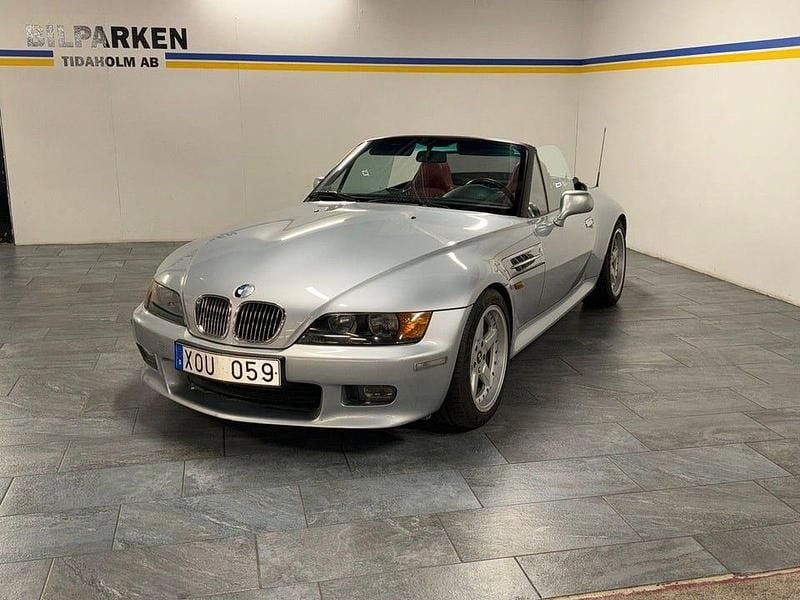Silver Begagnad 1997 BMW Z3 Cab | 159 900 kr - Bild 1/4