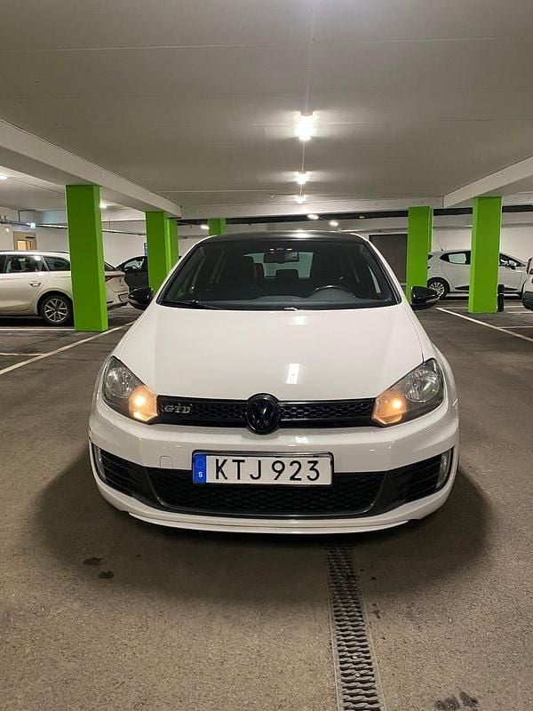 Begagnad VW Golf VI GTD 170 HK (125 kW) 2011 Halvkombi