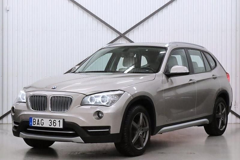 Begagnad BMW X1 xLine 184 HK (135 kW) 2013 Silver SUV