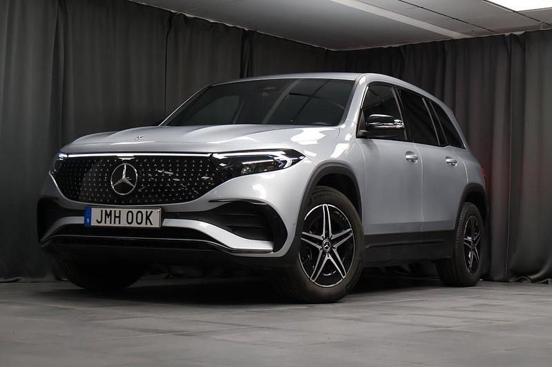 Silver Begagnad 2024 Mercedes EQB250+ Advanced SUV | 499 000 kr (Marknadspris) - Bild 1/4