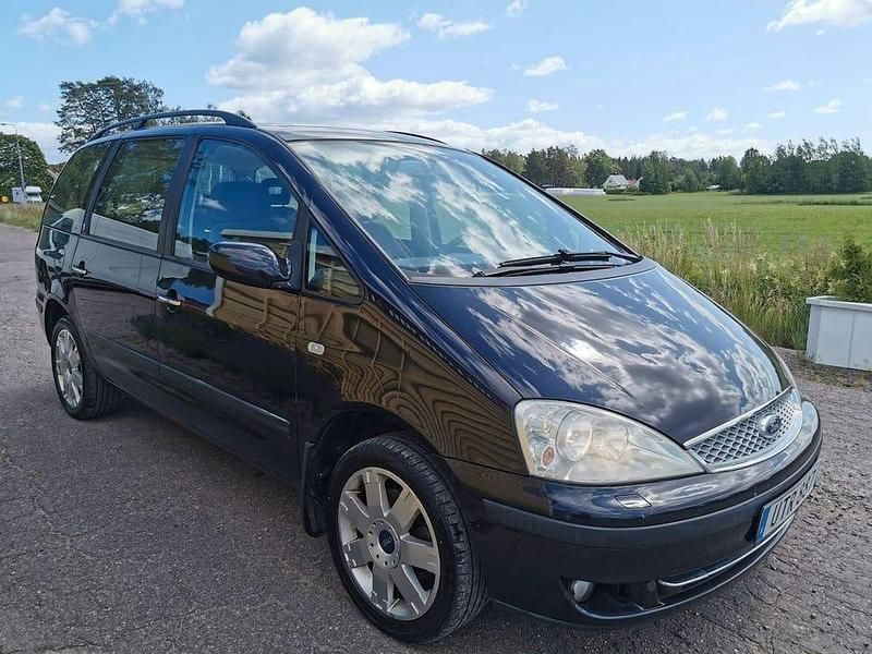 Begagnad Ford Galaxy 141 HK (103 kW) 2005 Mörkblå (blå) Minibuss