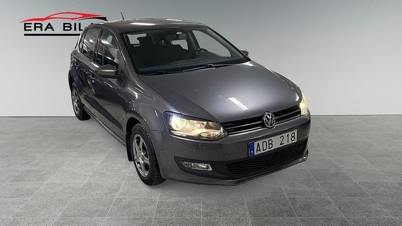 Begagnad VW Polo 90 HK (66 kW) 2011 Grå Halvkombi