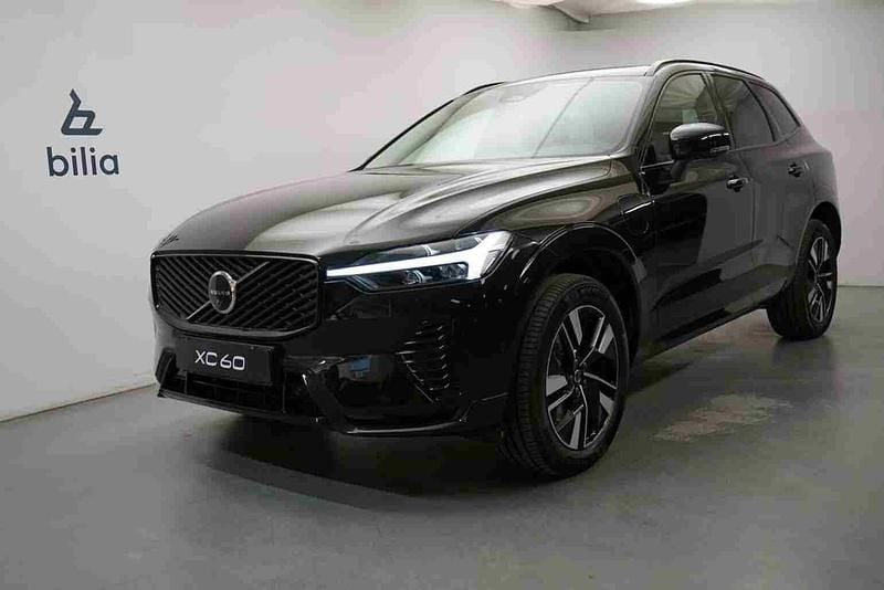 Svart Ny 2026 Volvo XC60 SUV | 623 800 kr (Marknadspris) - Bild 1/1