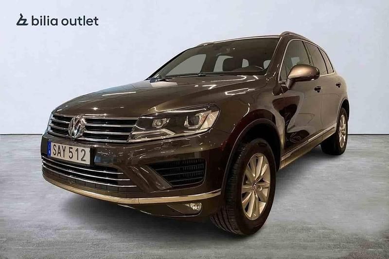 Brun Begagnad 2016 VW Touareg SUV | 189 000 kr (Bra pris) - Bild 1/1