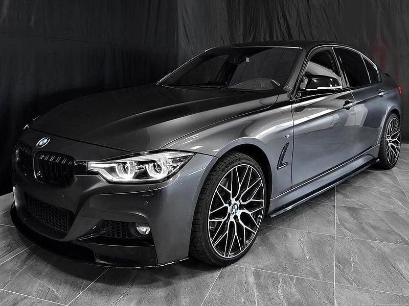 Begagnad BMW 320 M Sport 190 HK (139 kW) 2018 Grå Sedan