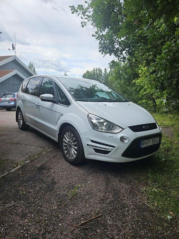 Vit Begagnad 2014 Ford S-MAX Business Edition Minibuss | 82 000 kr (Marknadspris) - Bild 1/4