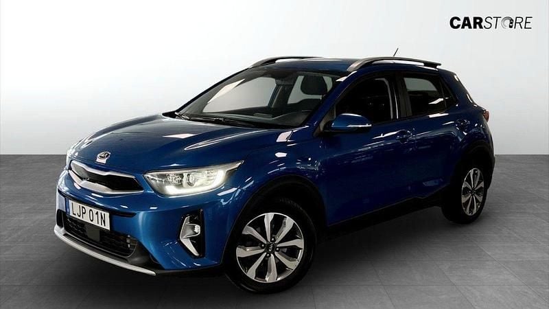 Blå (blue) Begagnad 2020 Kia Stonic 4 SUV | 179 900 kr (Bra pris) - Bild 1/4
