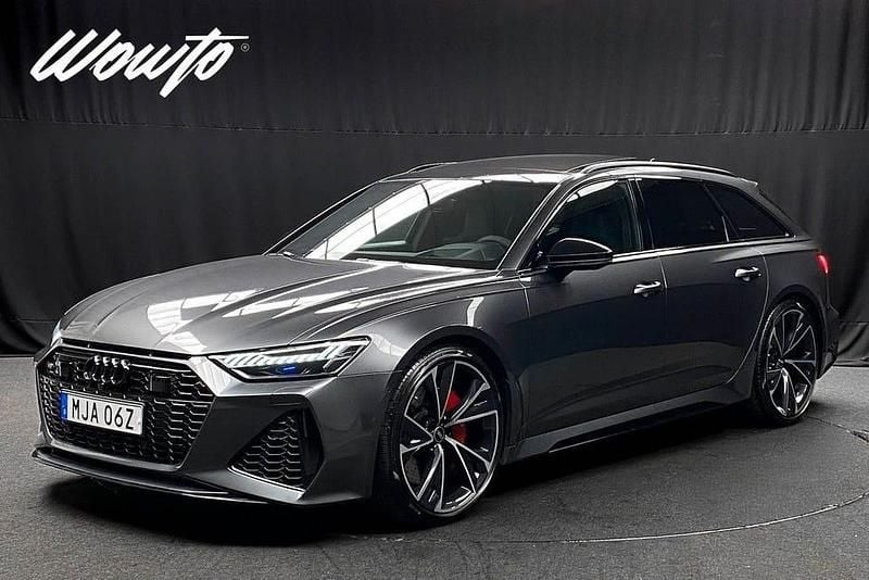 Grå Begagnad 2022 Audi RS6 Advanced Kombi | 1 149 800 kr (Lite dyr) - Bild 1/3
