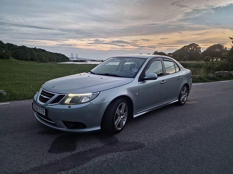 Grå Begagnad 2011 Saab 9-3 Sedan | 15 000 kr - Bild 1/1