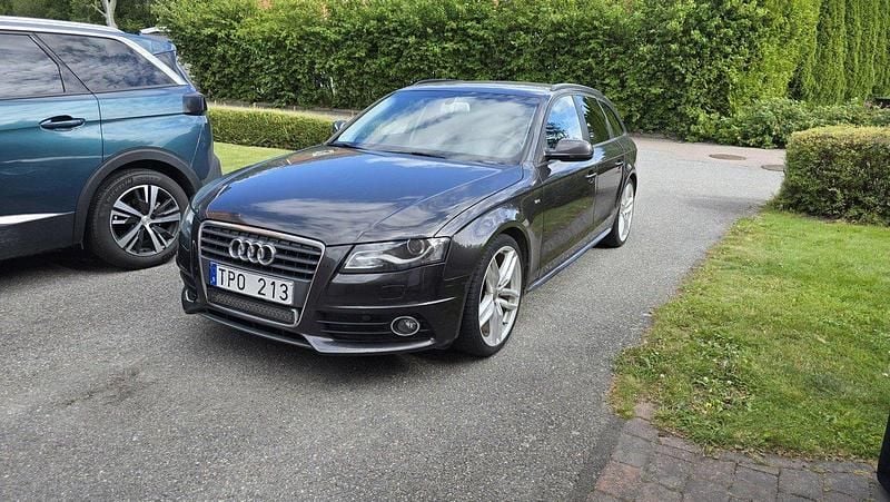 Grå Begagnad 2010 Audi A4 S-Line Kombi | 70 000 kr (Marknadspris) - Bild 1/4