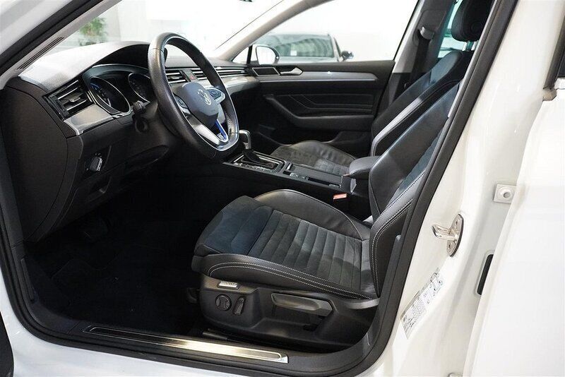 Begagnad VW Passat Executive 218 HK (160 kW) 2021 Okänd Kombi