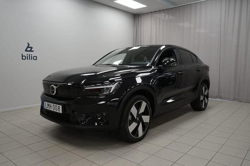 Svart Begagnad 2023 Volvo EC40 Ultimate SUV | 439 000 kr (Marknadspris) - Bild 1/4