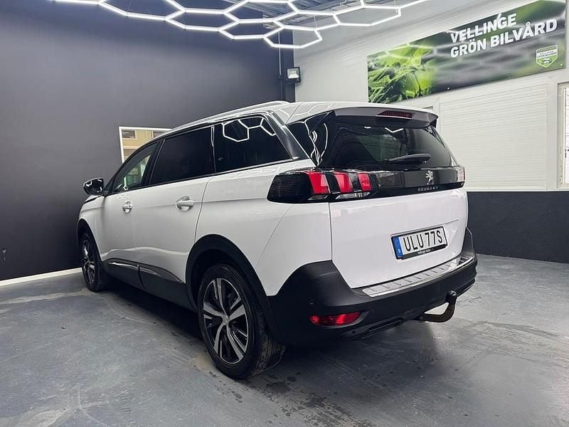 Begagnad Peugeot 5008 Allure 131 HK (96 kW) 2019 Vit SUV