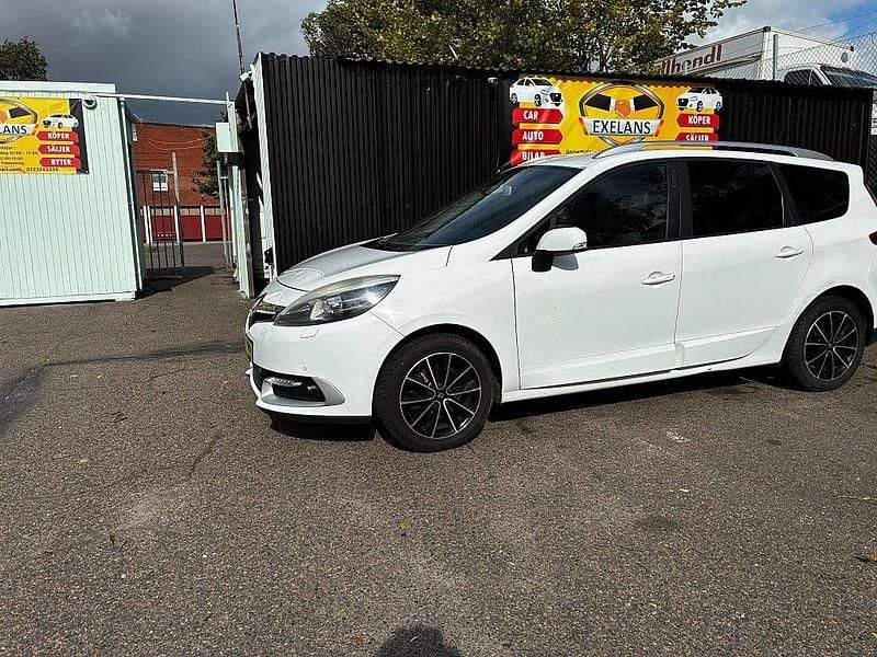 Vit Begagnad 2014 Renault Grand Scénic III Minibuss | 63 900 kr (Bra pris) - Bild 1/4