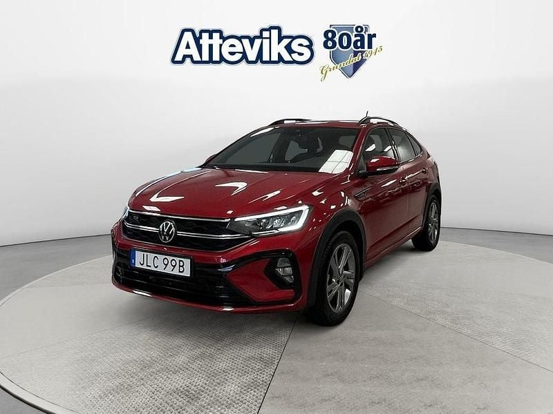 Mörkröd Begagnad 2022 VW Taigo SUV | 269 000 kr (Lite dyr) - Bild 1/4