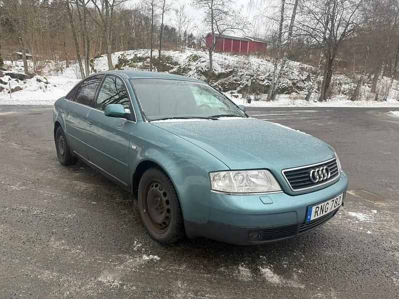 Begagnad Audi A6 136 HK (100 kW) 2000 Sedan