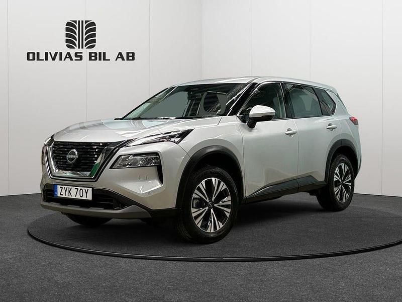 Silver Begagnad 2023 Nissan X-Trail SUV | 314 400 kr (Bra pris) - Bild 1/4