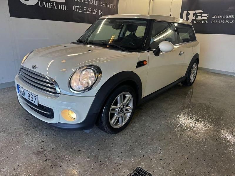 Vit Begagnad 2013 Mini Cooper D Clubman Kombi | 42 900 kr (Superpris) - Bild 1/4