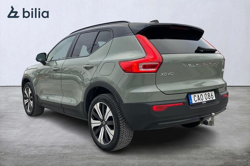 Begagnad Volvo XC40 Single Motor 175 kW (238 HK) 2022 Grön SUV