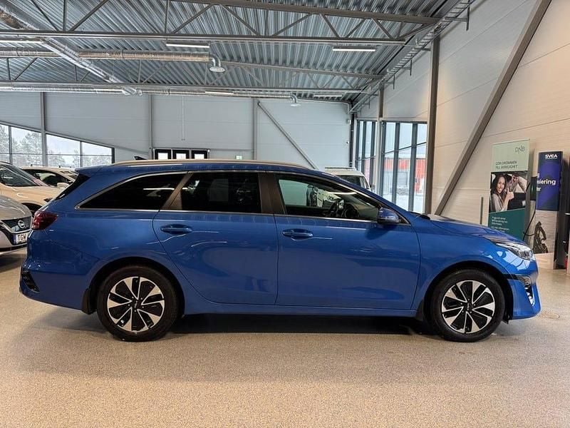 Begagnad Kia Ceed Sportswagon Advance 141 HK (103 kW) 2022 Blå Kombi