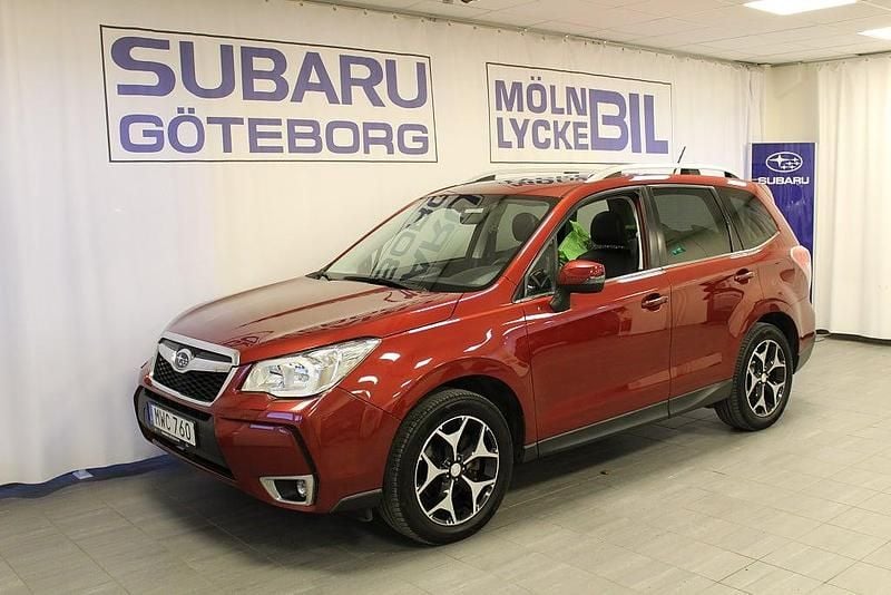 Lröd Begagnad 2015 Subaru Forester Exclusive+ SUV | 199 900 kr (Marknadspris) - Bild 1/4
