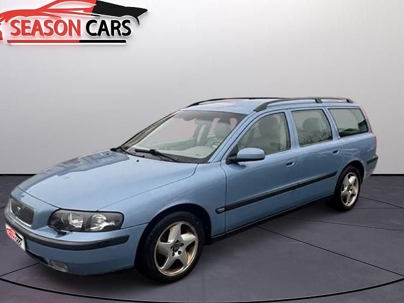 Begagnad Volvo V70 Business Edition 170 HK (125 kW) 2003 Blå Kombi