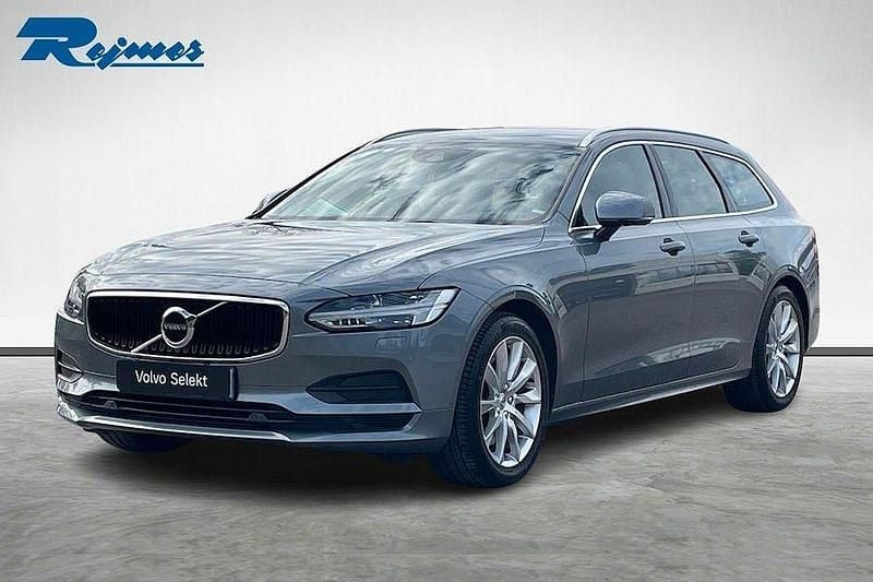 Grå (osmium grå metallic) Begagnad 2018 Volvo V90 Momentum Kombi | 239 900 kr (Marknadspris) - Bild 1/4