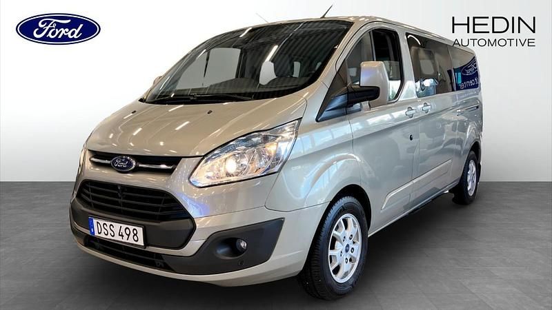 Grå (grey) Begagnad 2014 Ford Tourneo Custom Minibuss | 179 000 kr (Lite dyr) - Bild 1/4