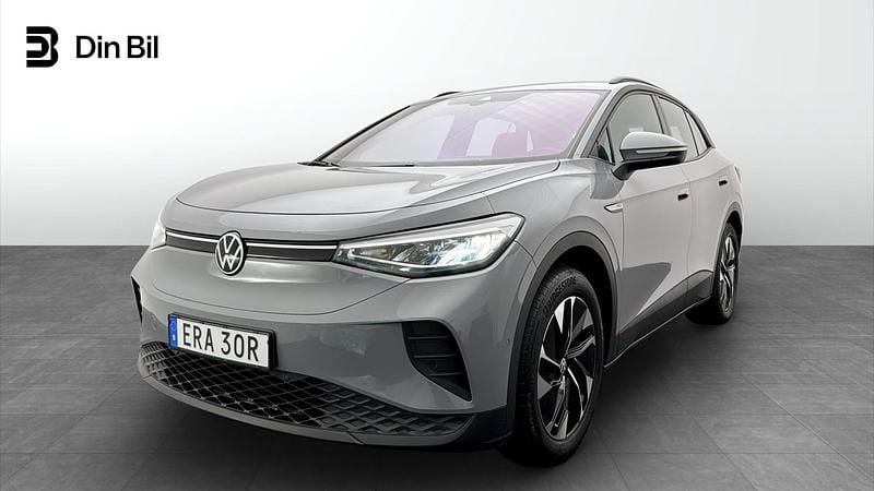 Grå (moonstone grey) Begagnad 2023 VW ID.4 Comfortline SUV | 344 500 kr (Marknadspris) - Bild 1/4