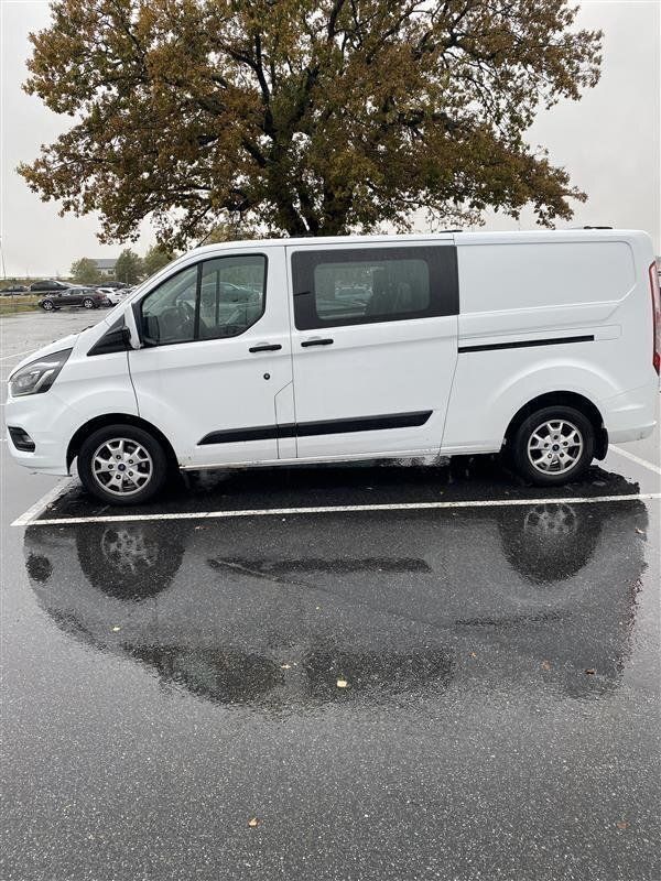 Vit Begagnad 2018 Ford Transit Custom Van | 150 000 kr (Marknadspris) - Bild 1/4