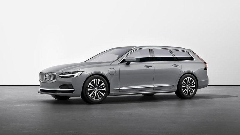 Grå Begagnad 2024 Volvo V90 Core Kombi | 507 000 kr (Marknadspris) - Bild 1/4