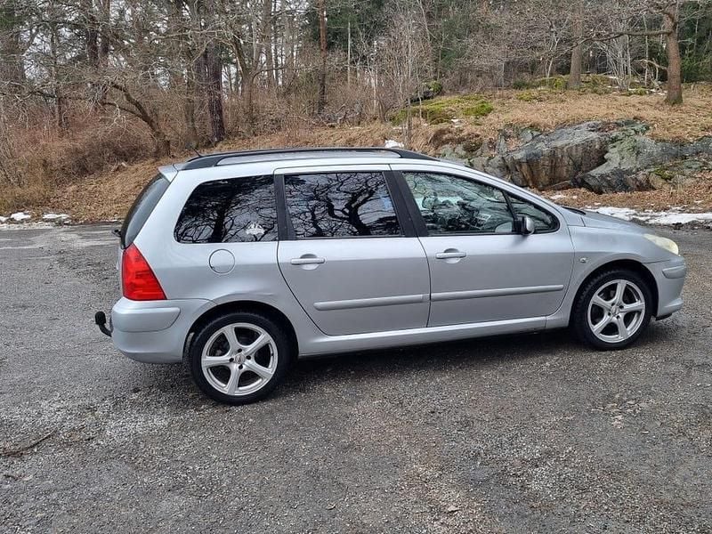 Begagnad Peugeot 307 140 HK (102 kW) 2008 Kombi