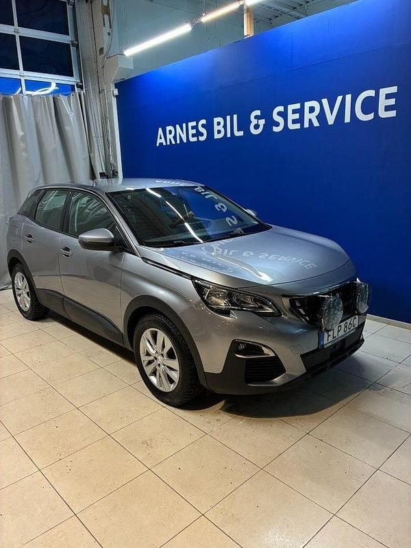 Grå Begagnad 2019 Peugeot 3008 Active SUV | 179 900 kr (Lite dyr) - Bild 1/4