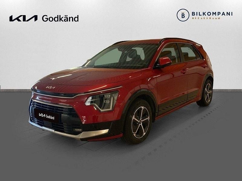Röd Begagnad 2024 Kia Niro Advance SUV | 309 800 kr (Bra pris) - Bild 1/4