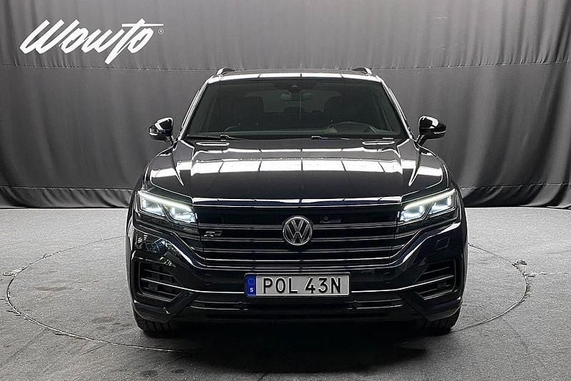 Begagnad VW Touareg R-line 286 HK (210 kW) 2020 Mörkblå SUV