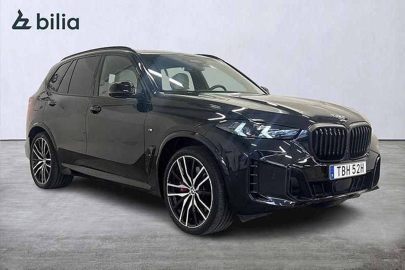 Svart Begagnad 2024 BMW X5 M Sport SUV | 999 000 kr - Bild 1/4